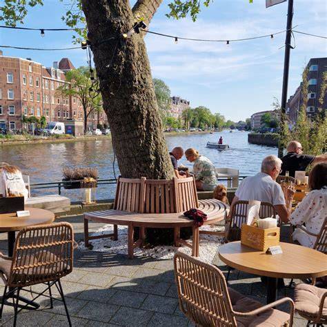 terrassen aan het water Enkhuizen