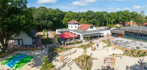 Grand Café Broer & Zus en speeltoestellen
