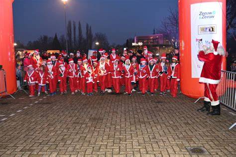 Santa run kids in kerstsfeer (parcours en sponsoracties)