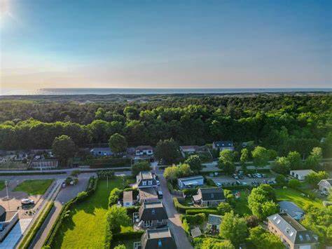 Bungalowpark Villemaire ligging en omgeving (kaart)