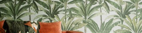 tropisch behang installatie