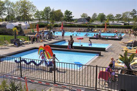 Kamperland stacaravan in vakantiepark
