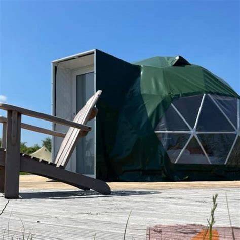 Cast Away eilandje Tiengemeten glamping