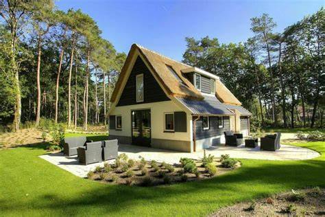Interieur en terrassen van luxe vakantiehuis
