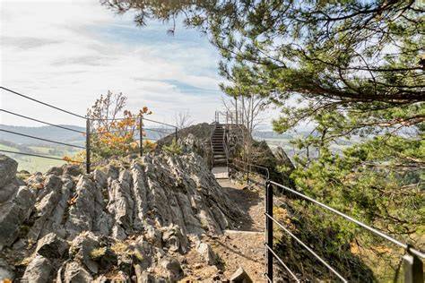 Koupaliště Česká Kamenice en Jehla Rock