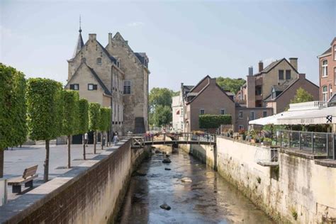 Maastricht en Valkenburg nabij Beek